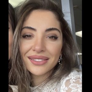 Meet your Posher, Fayrouz